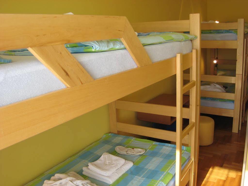 Spirit Apartments Belgrado Buitenkant foto