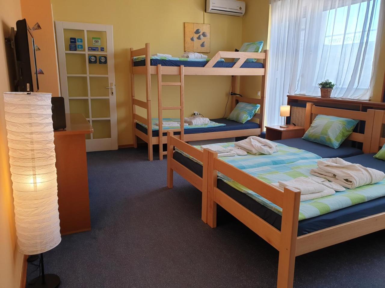 Spirit Apartments Belgrado Buitenkant foto