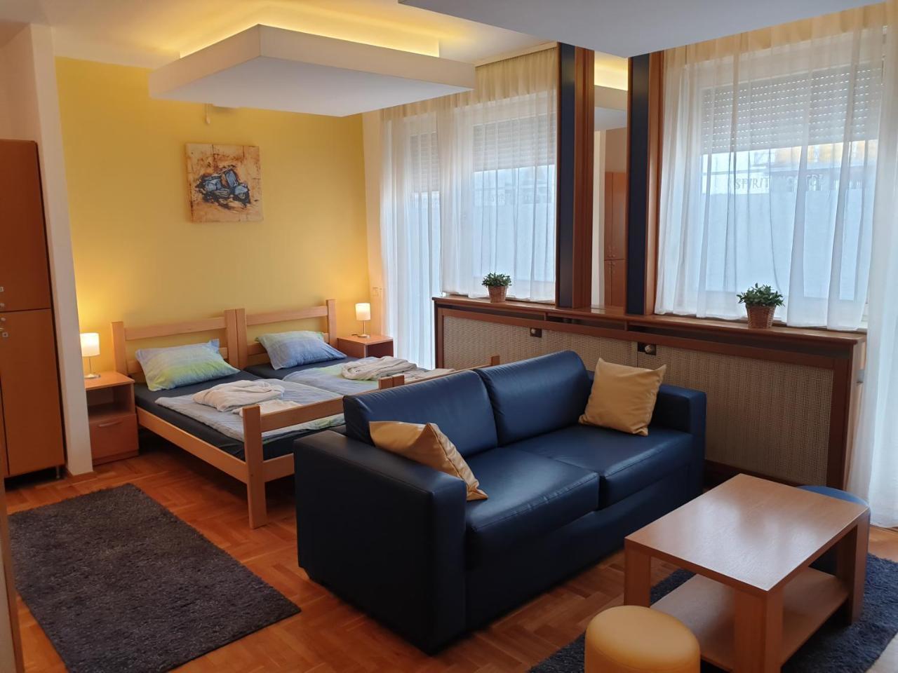 Spirit Apartments Belgrado Buitenkant foto